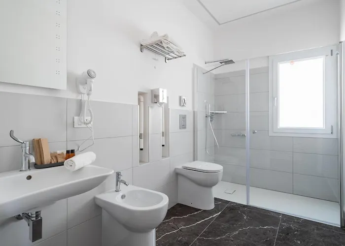 Al Centro Di Con Terrazza Privata Pensionat