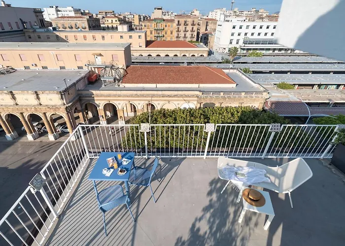 Al Centro Di Con Terrazza Privata 4* Palermo